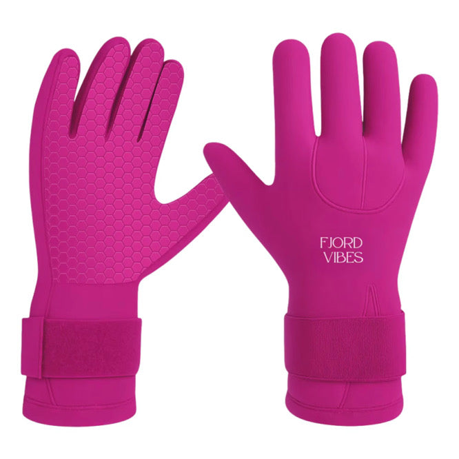 Lys rosa neoprenhansker 5mm fra Fjord Vibes DoUdare Ghostphoto