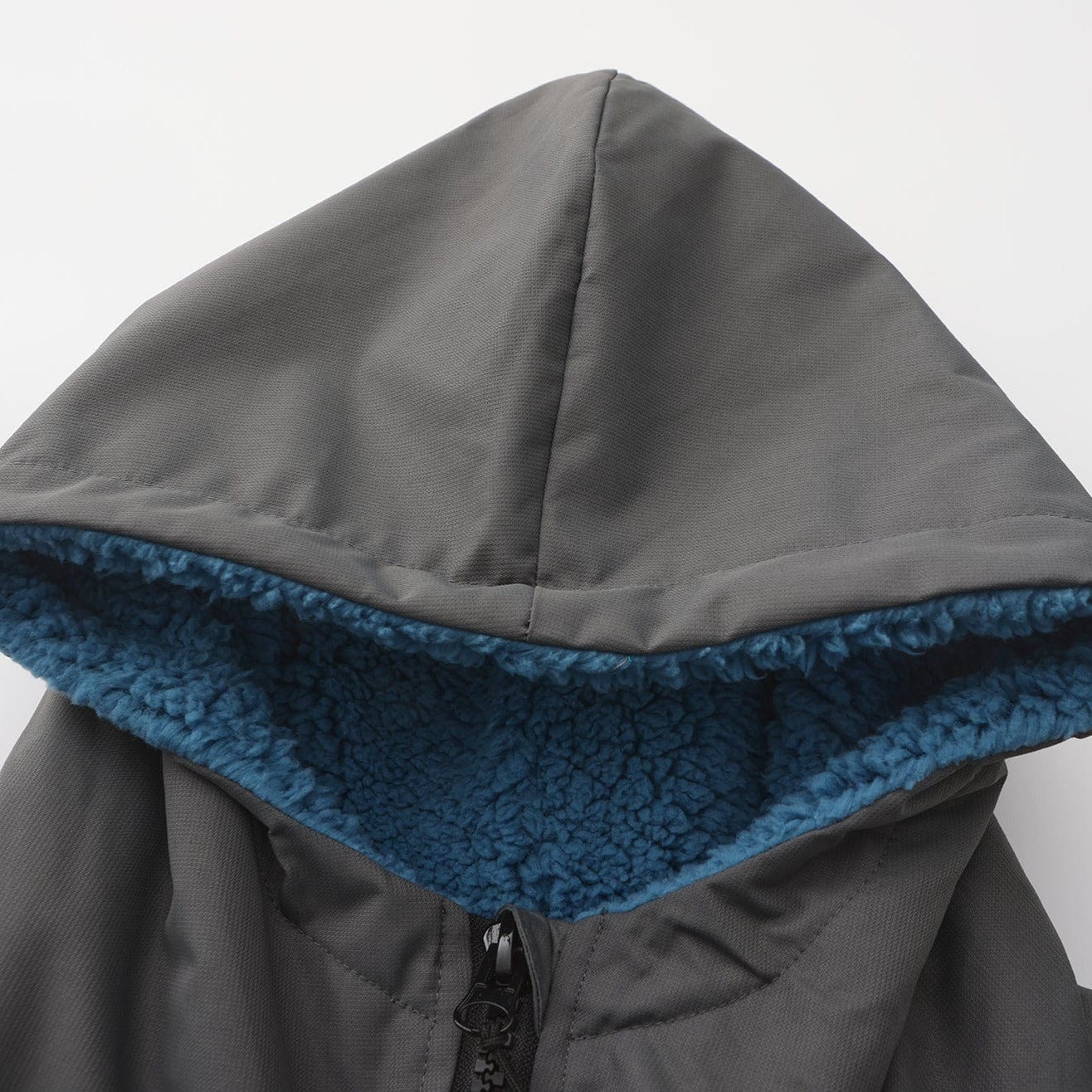 Salty but Sweet™ Polar Fjord Robe ECO, Glacier-blue surf-robe - DoUdare