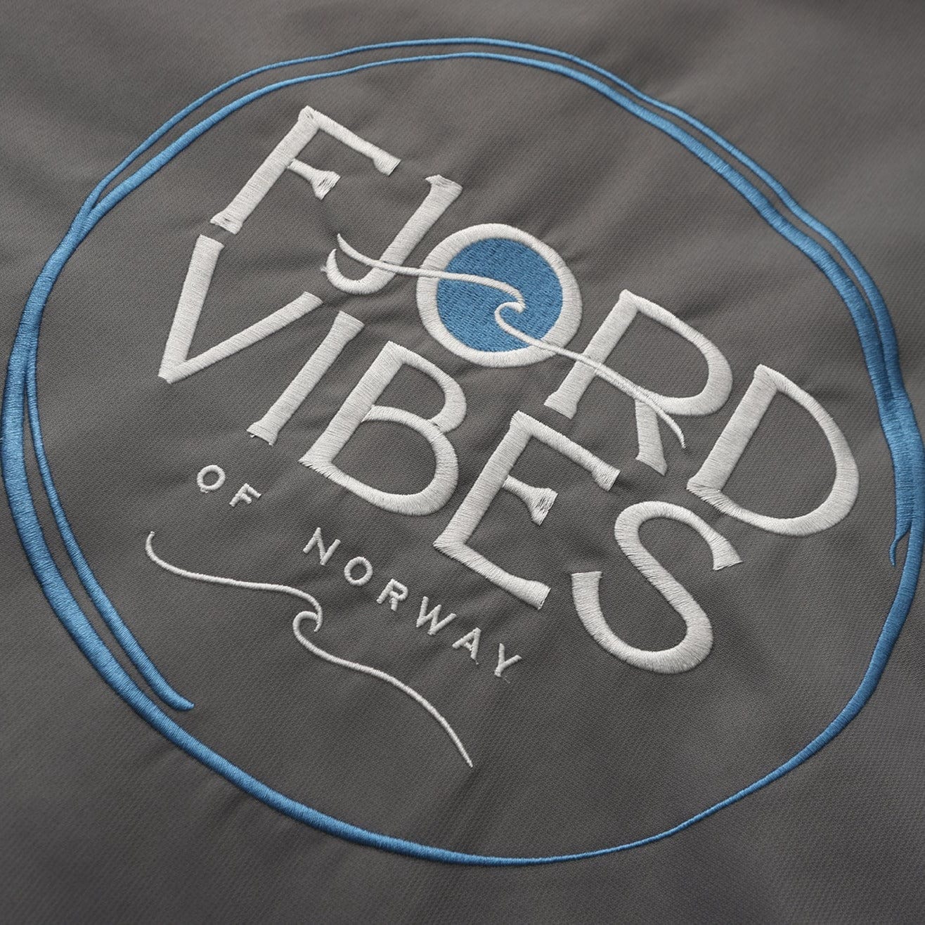 Salty but Sweet™ Polar Fjord Robe ECO, Glacier-blue surf-robe - DoUdare