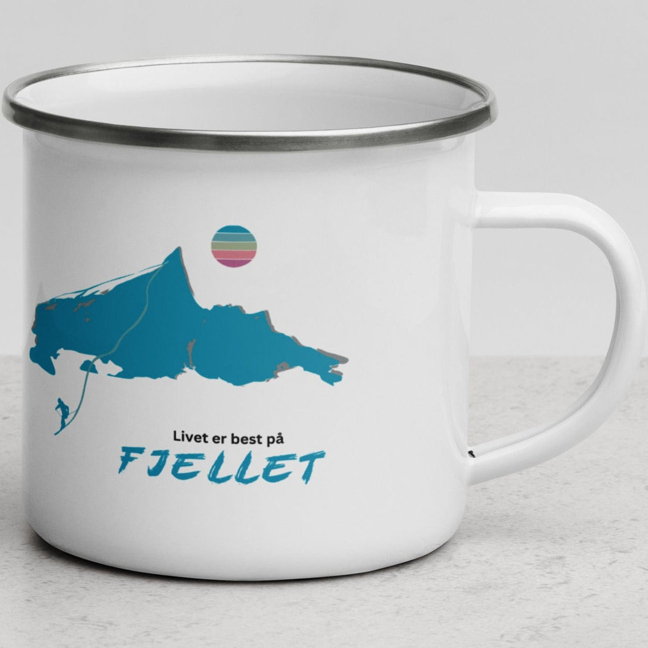 livet er best på fjellet retro ski-kopp hvit emalje