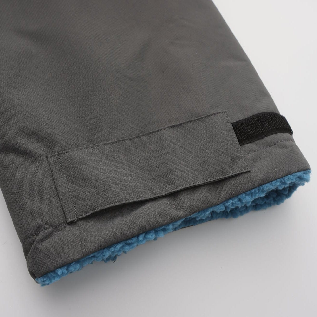 Salty but Sweet™ Polar Fjord Robe ECO, Glacier-blue surf-robe - DoUdare