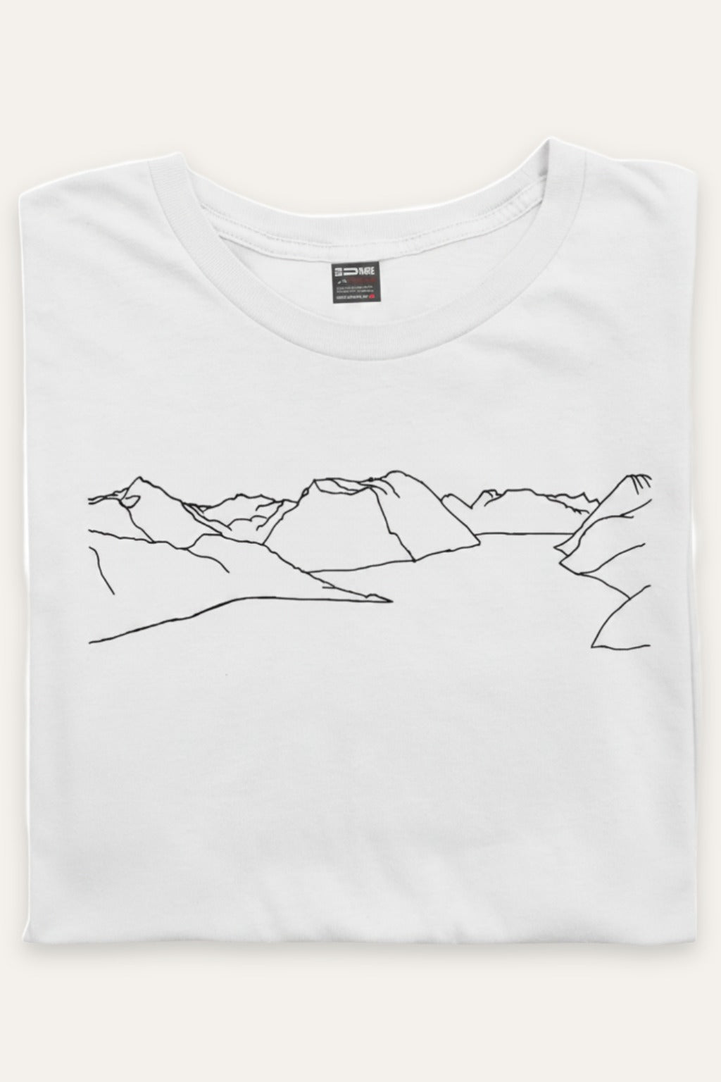 Sammenbrettet Mountains t-skjorte unisex i hvit – viser trykket – Fjord Vibes